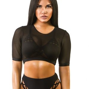 LAST CALL✨NEW Bfyne Mesh crop top cover